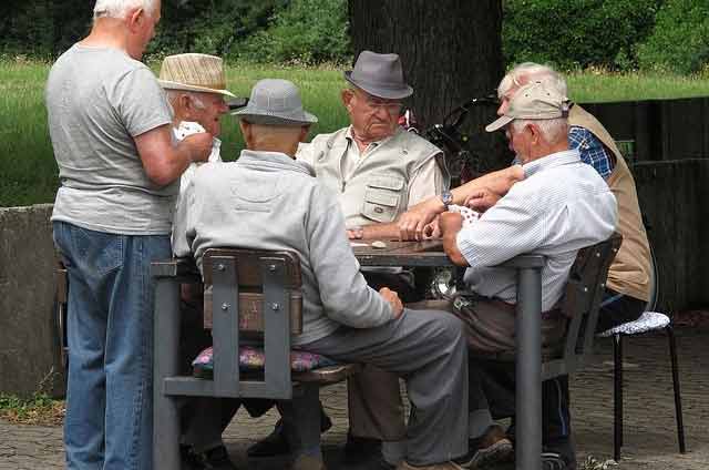 Seniorenheime, Familieneinrichtungen